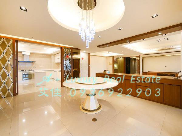 冠德遠見兩戶打通