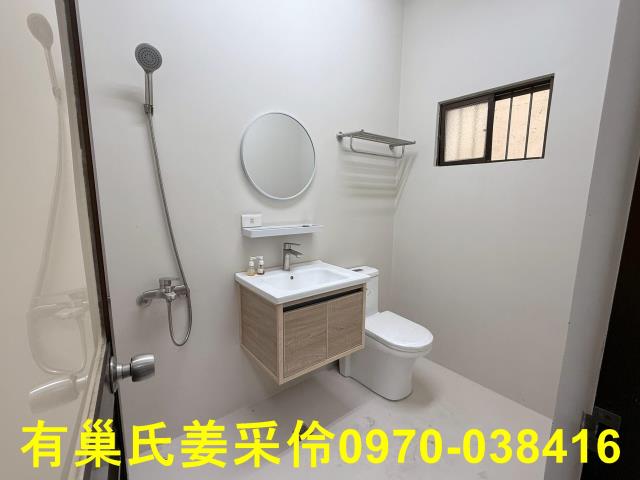 西區透天-12