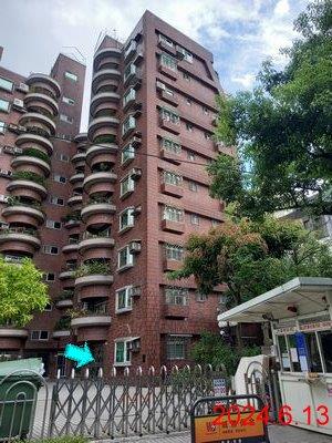 台北拍賣大樓-2