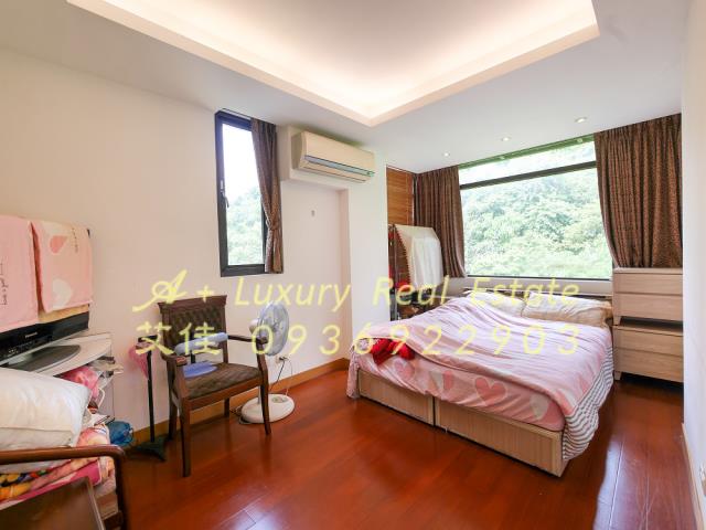 大杰一院香電梯別墅