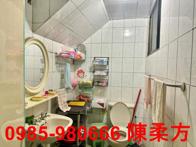 西區透天-13