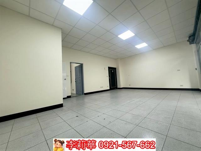 東區店面-10