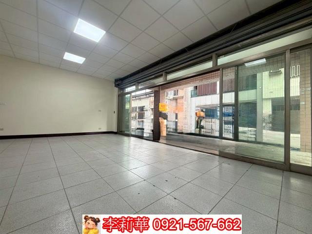 東區店面-5