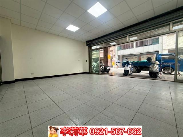 東區店面-6