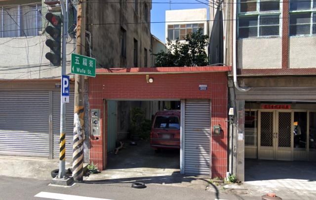 台中大甲法拍透天-1
