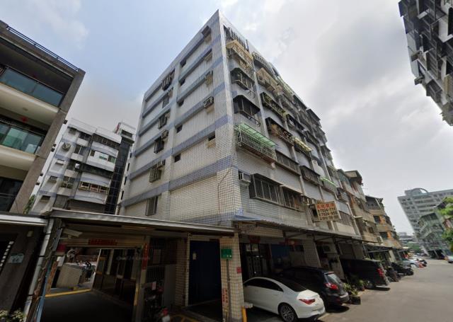 高雄華廈法拍-3