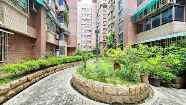 台南東區華廈-1
