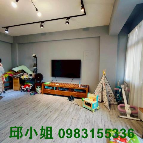 西區透天-5