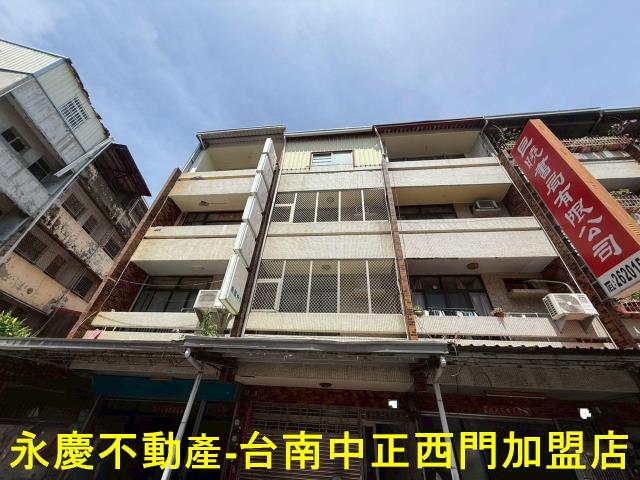 台南南區透天-11