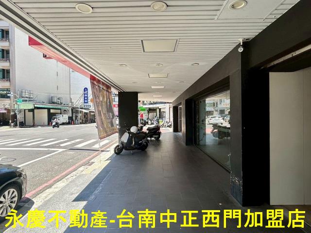 東區大樓-1