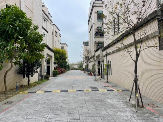 台南新市透天-11
