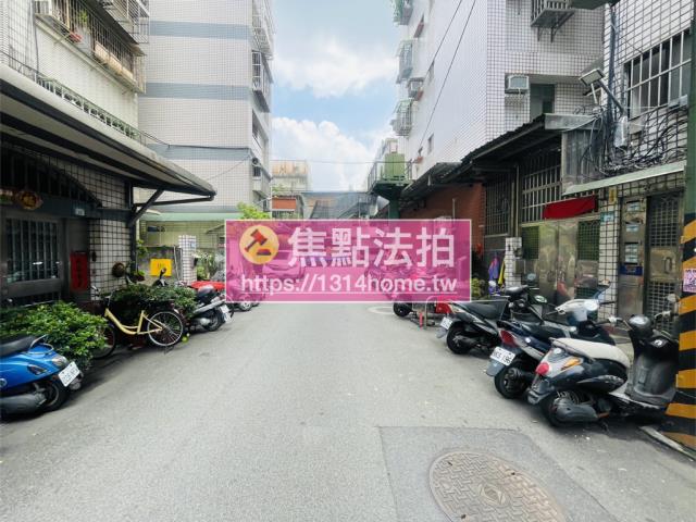 新北拍賣華廈-8