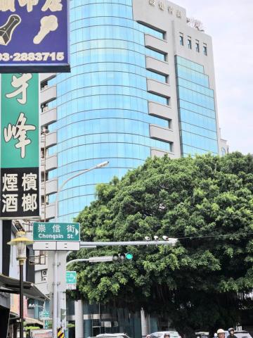 東區大樓-1