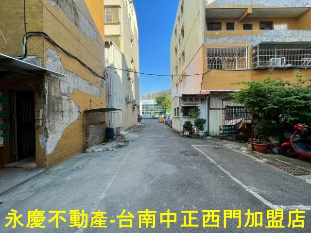 東區公寓-12