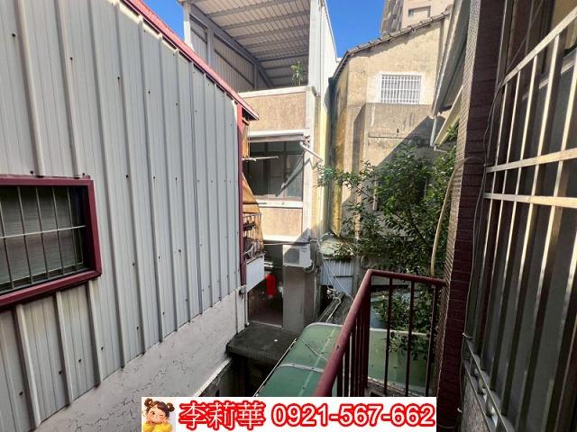 台南中西區透天-12