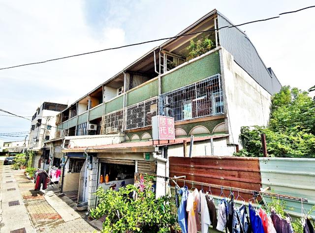 安南區本原街一段透天