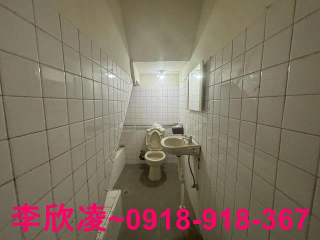 西區透天-8