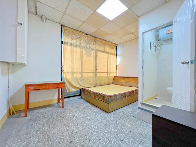 台中龍井店面-7