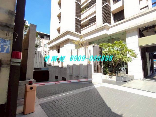 南屯大樓拍賣-4