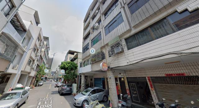 高雄前金法拍公寓-3