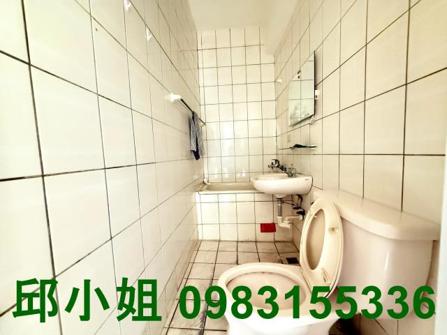 東區透天-12