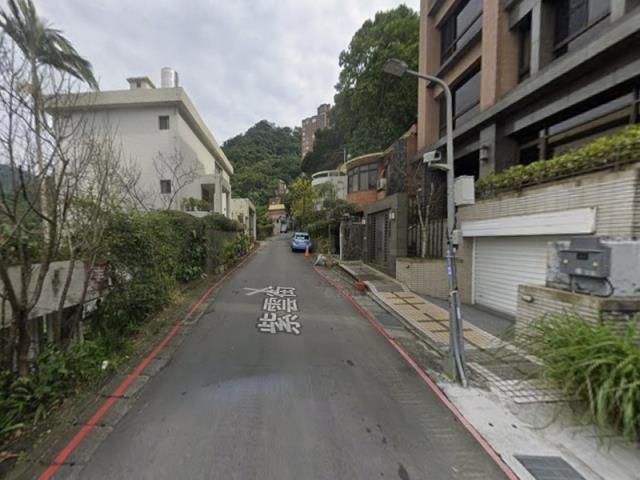 信義區法拍透天-7