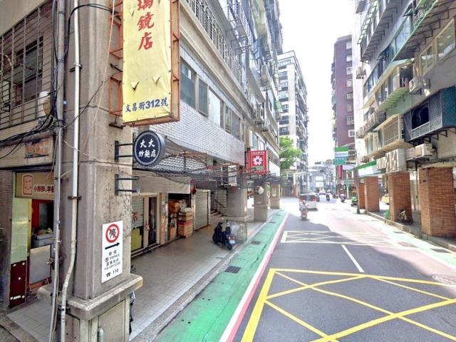 台北信義區大樓法拍-7