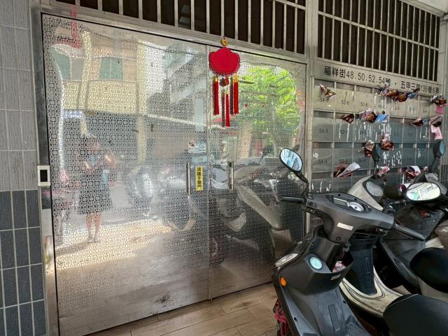 高雄法拍大樓-4