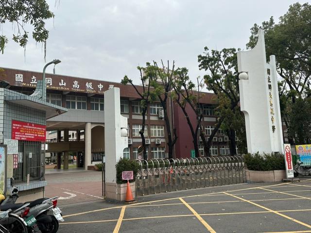高雄拍賣大樓-3