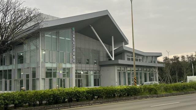 高雄拍賣大樓-4