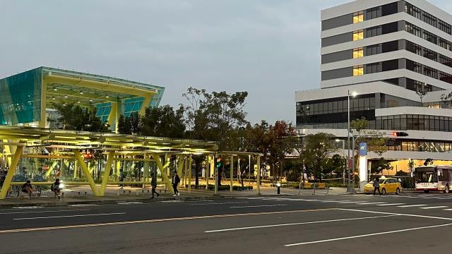 高雄拍賣大樓-5