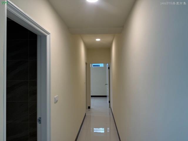 高雄新興區大樓-12