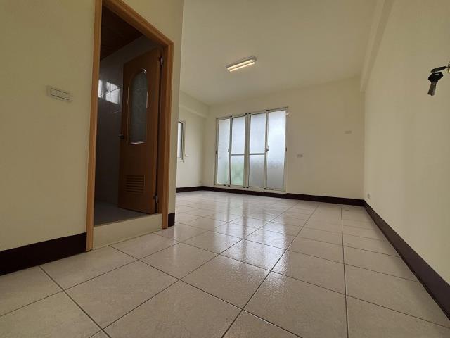 台中大雅透天-12