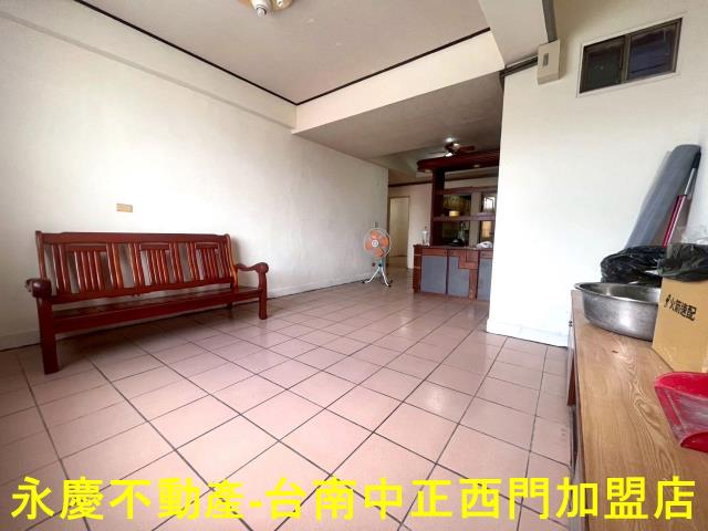 台南東區公寓-3