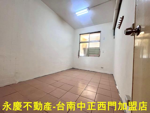台南東區公寓-6