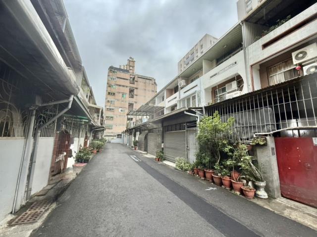 台南東區透天-7