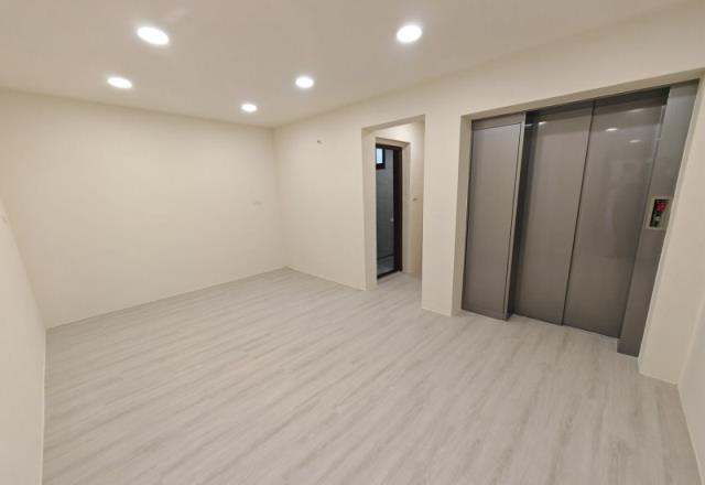 中壢捷運站電梯透天