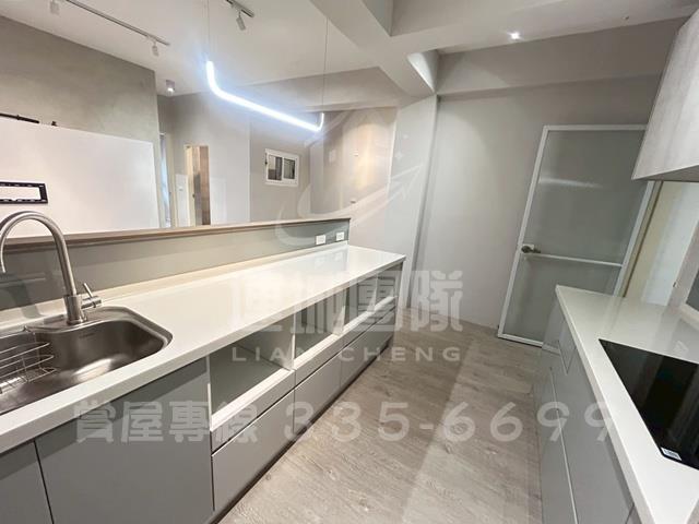 台南南區公寓-10