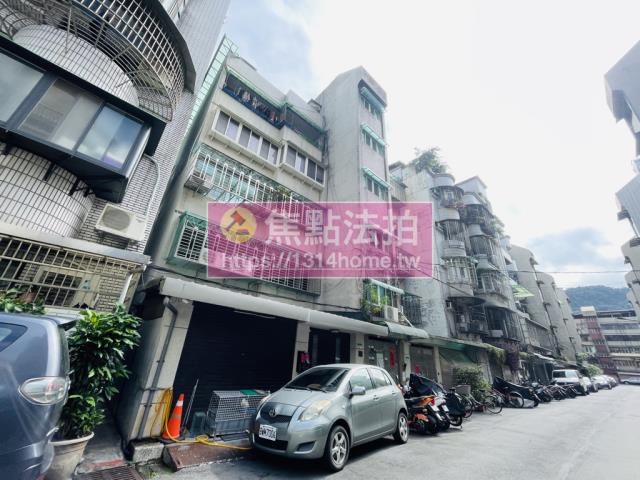 信義區法拍公寓-4