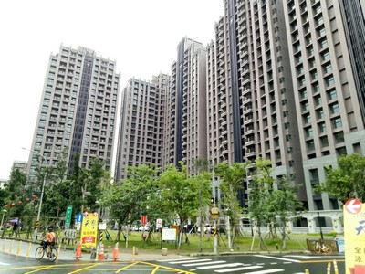 新北新店法拍大樓-8