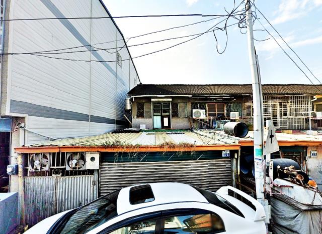 新營區周武街透天