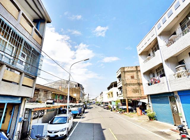 新營區周武街透天