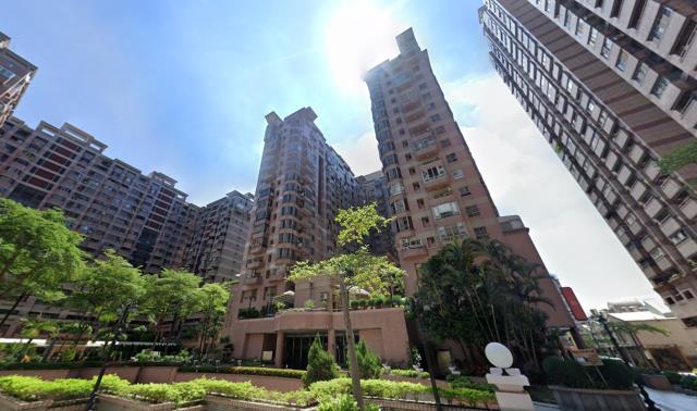 高雄拍賣大樓-7