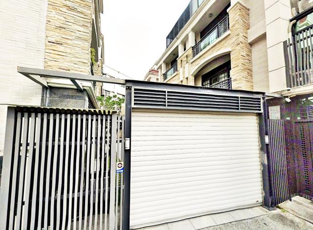 斗六市西平路帝品苑