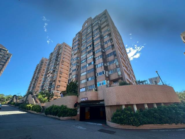 新北三芝大樓法拍-1