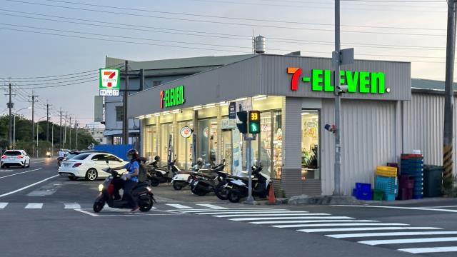 高雄岡山大樓法拍-6