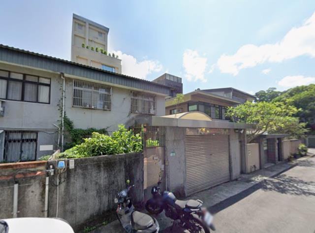 台北內湖透天法拍-3