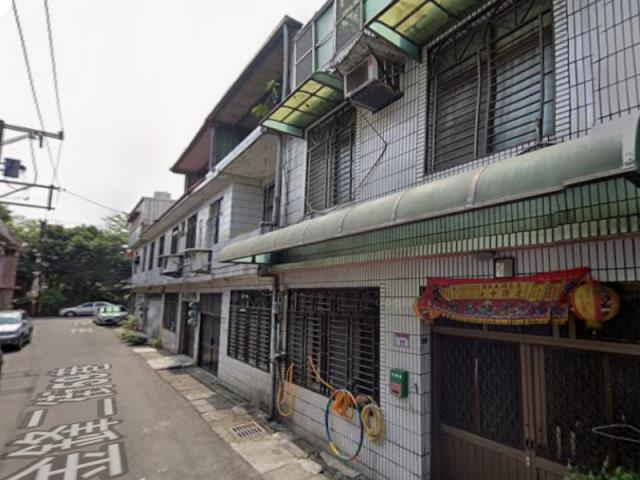 桃園中壢法拍透天-1