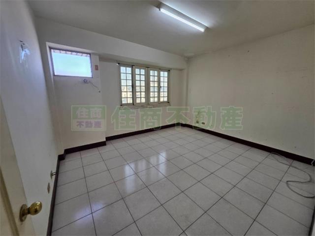 高雄小港透天-10