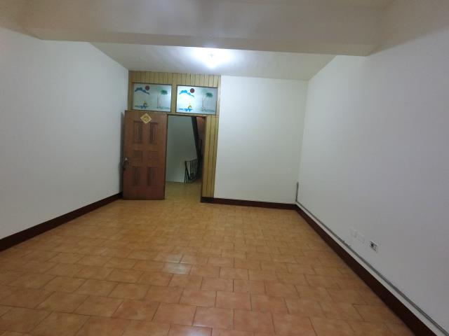 高雄苓雅透天-9